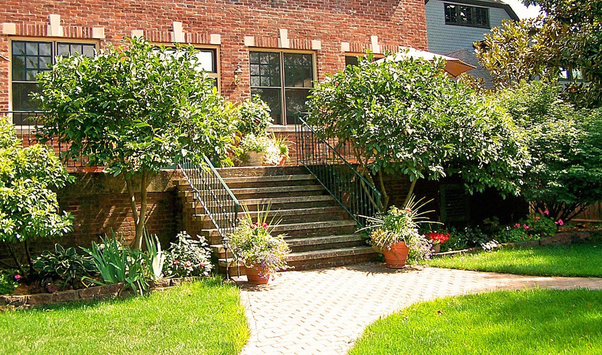 Lyndon House Bed & Breakfast Lexington Exterior photo